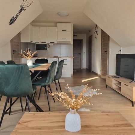 Banska Nizna Apartamenty Jelen Pod Grapom מראה חיצוני תמונה