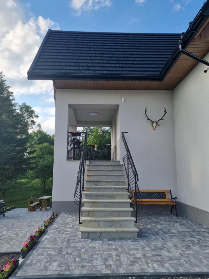 Banska Nizna Apartamenty Jelen Pod Grapom מראה חיצוני תמונה